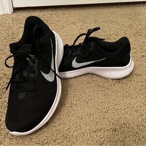 Nike Flex women’s runner, size 7.5 wide